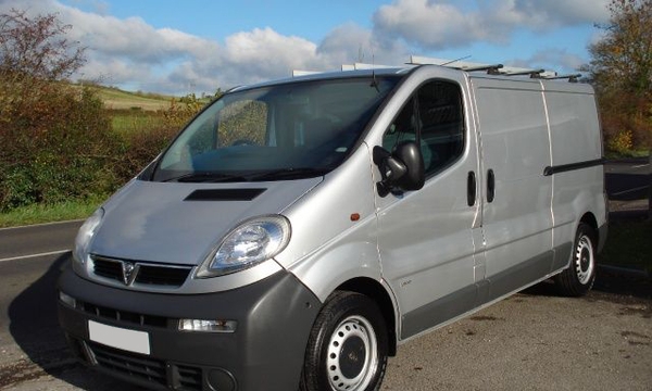 VAUXHALL VIVARO 2006